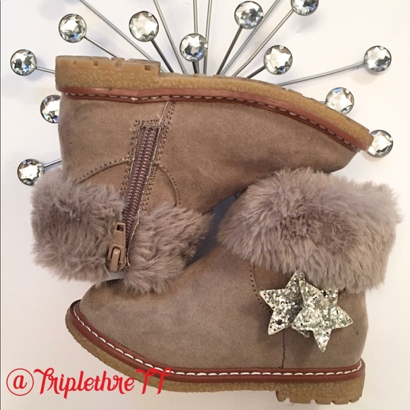 Cat & Jack Other - Cat & Jack Toddler Booties Size 7❤️❤️Adorable